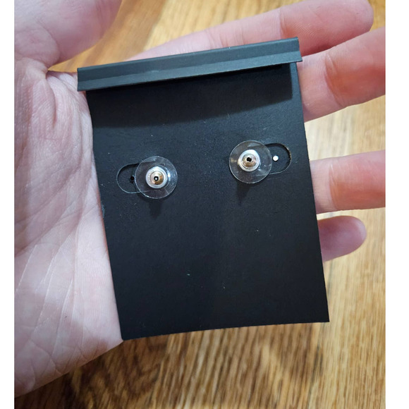 NWT! INC INTERNATIONAL CONCEPTS Cubic Zirconia Oval Stud Earrings - Picture 5 of 5